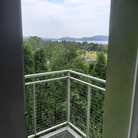 Mandarin Apartman