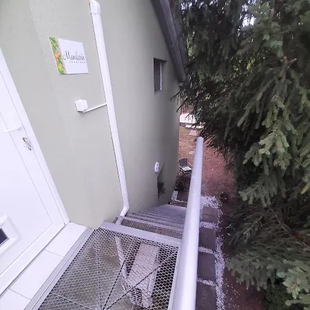 Mandarin Apartman * Balatongyorok