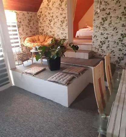 Homestay Mandarin Apartman *