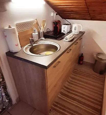 Mandarin Apartman